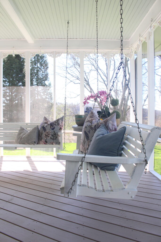 Screened In Porch with blue ceiling