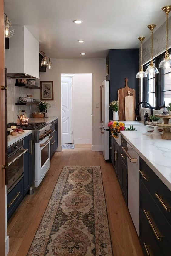 Two-Tone Kitchen Design: Maximizing Style in Your Small Kitchen