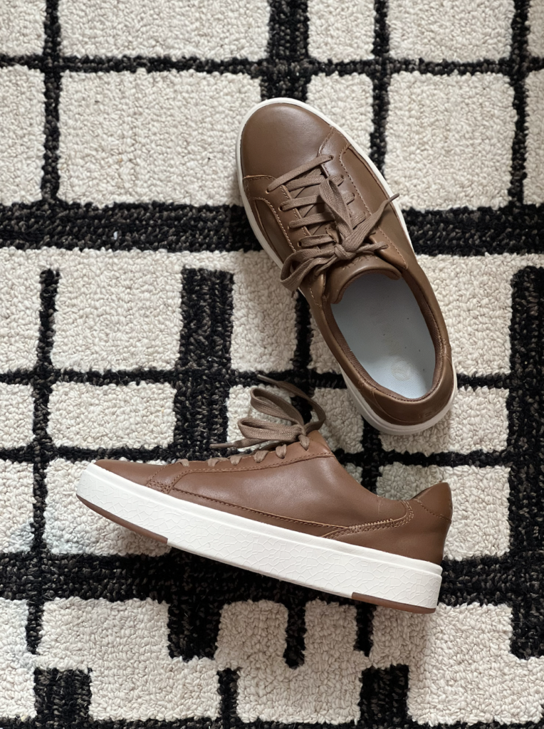 Kizick Shoes Review: Men's Casual Leather Sneaker