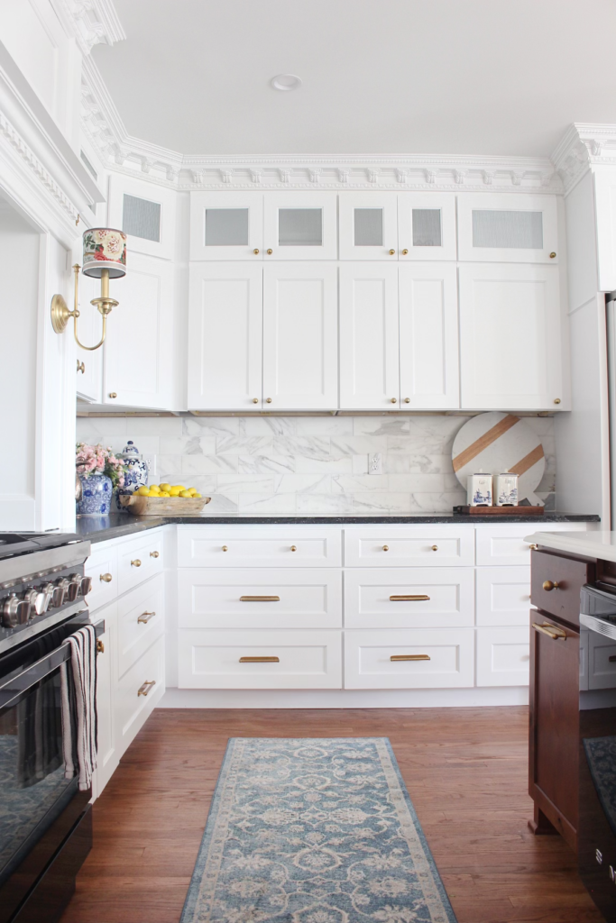 White Kitchen Cabinets With Gold Hardware