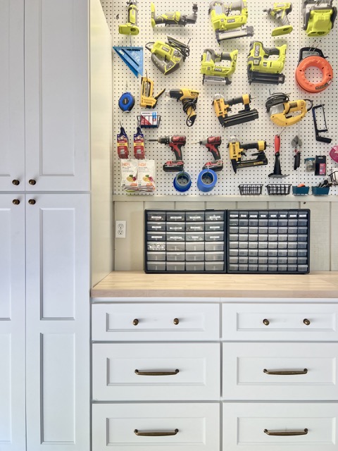 Garage workshop with cabinets